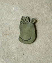 Load image into Gallery viewer, charm cat