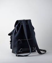 Load image into Gallery viewer, SAK Rucksack M