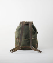 Load image into Gallery viewer, SAK Rucksack M
