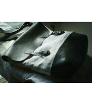 Load image into Gallery viewer, ショルダーバッグ　（B5R）
