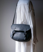 画像をギャラリービューアに読み込む, ショルダーバッグー　M　（N３K）
